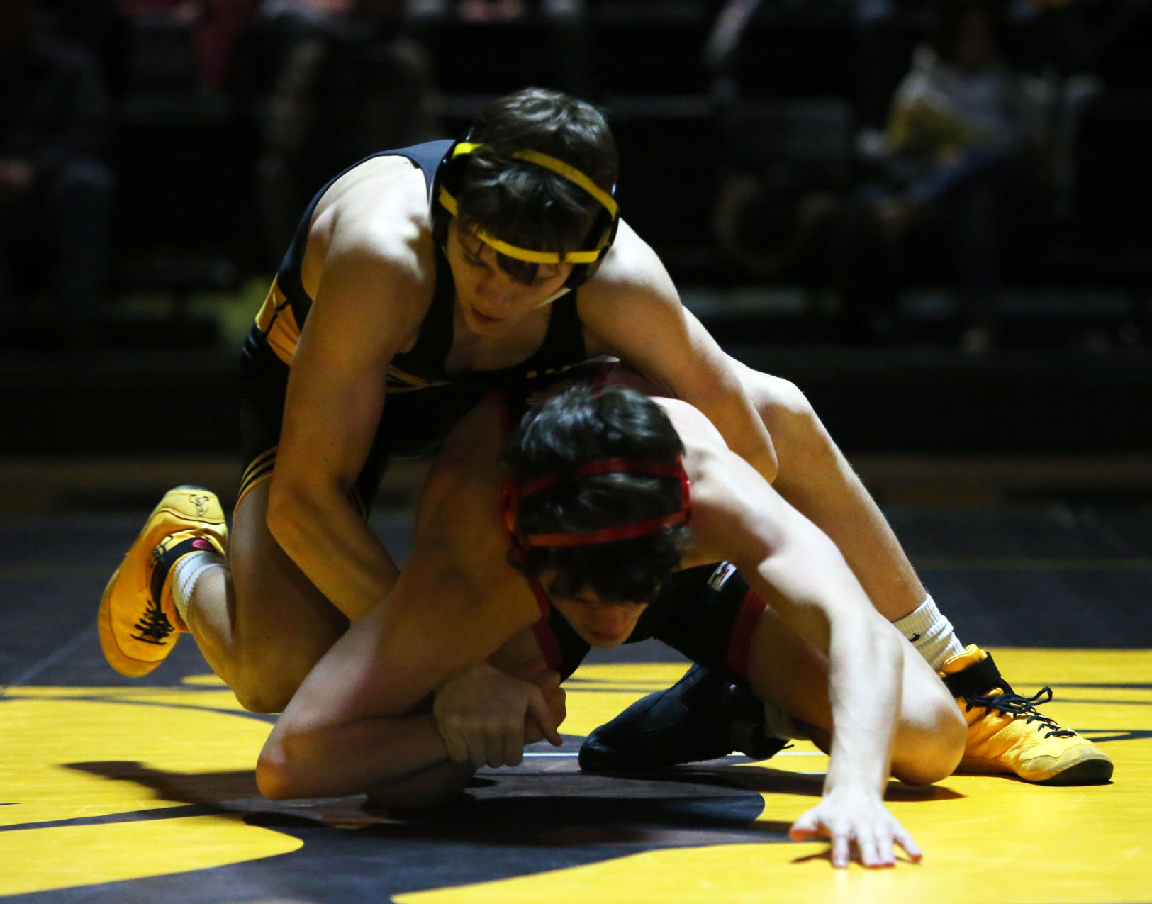 010622-qc-spt-ns-bett wrestling001.JPG